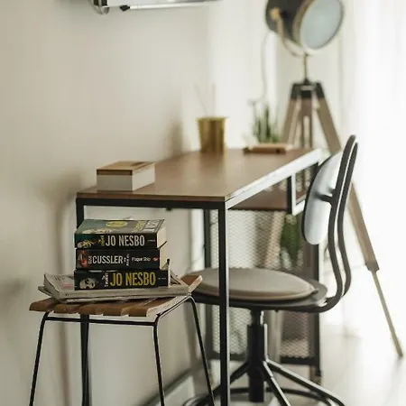 Engine بيت ضيافة 4*