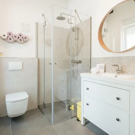 Engine Guest house 4*