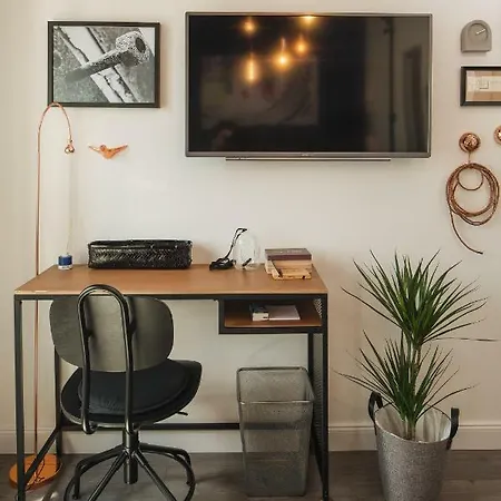 Engine بيت ضيافة